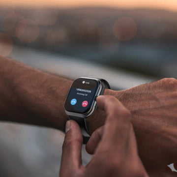 2024 UHD Bluetooth Smartwatch 2.1-inch Screen with 220mah Battery Professional Waterproof for Android iOS